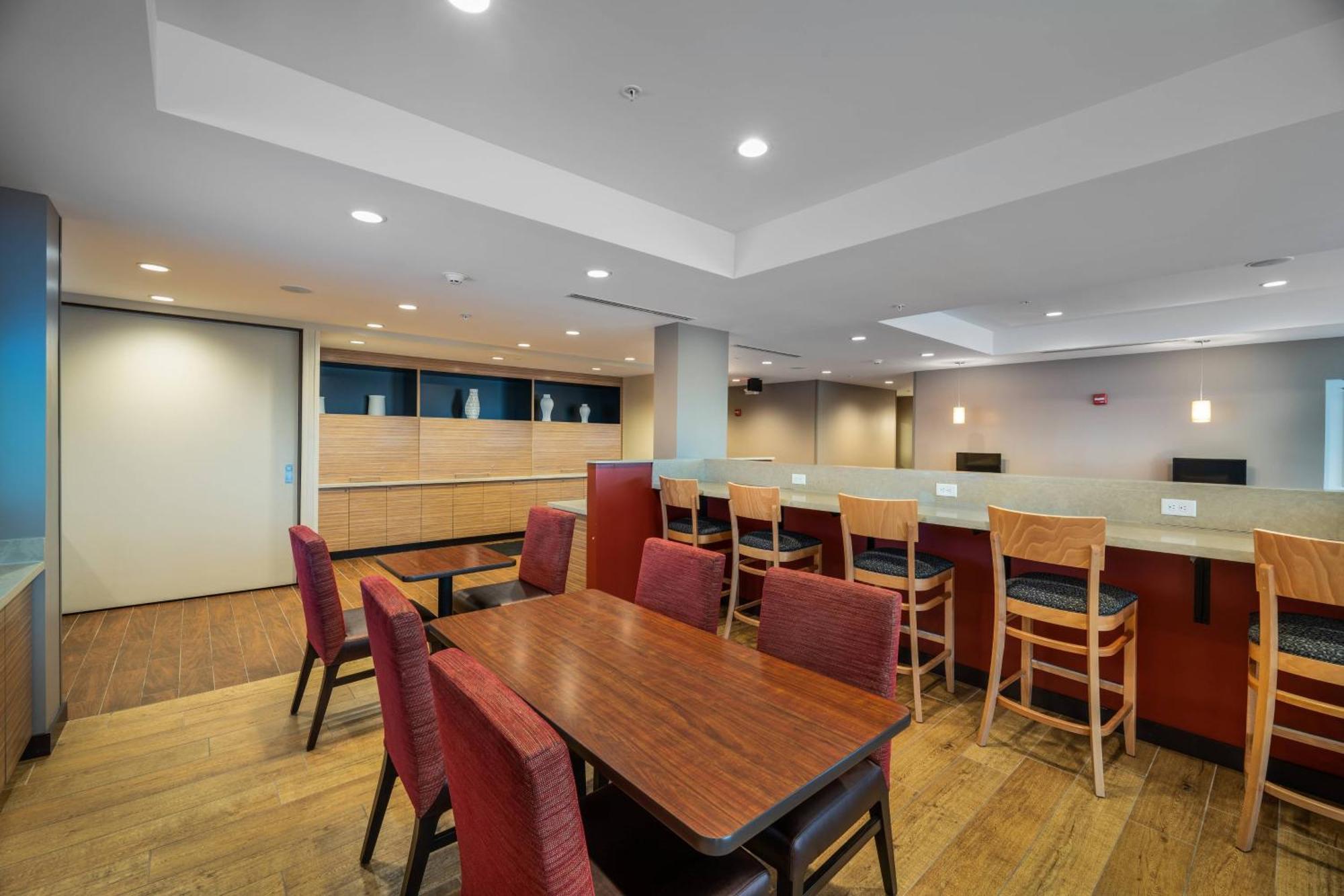 Towneplace Suites By Marriott Milwaukee Oak Creek Kültér fotó